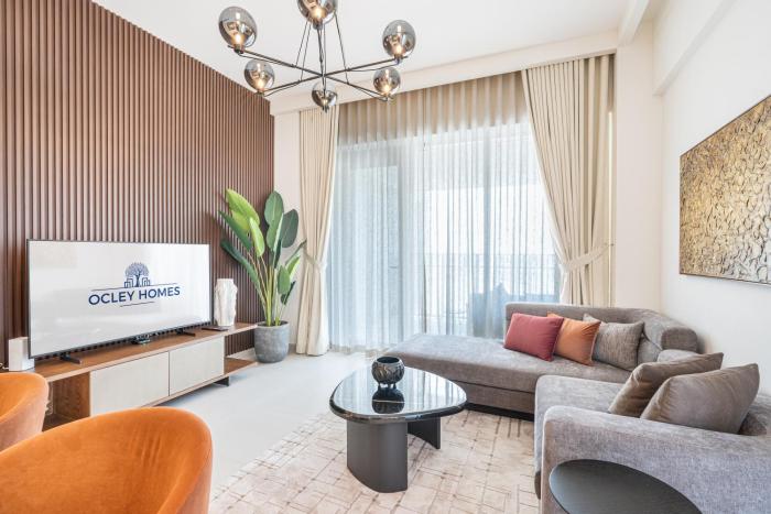 Premium Home in Creek Beach with Lagoon Access