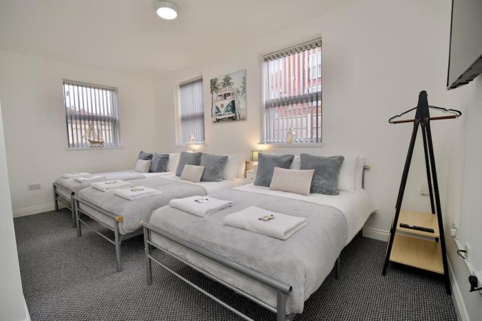 Gosford Park Studio 4 - Coventry