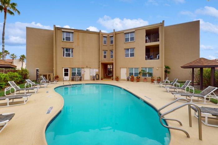 Surfside I Condominiums #102