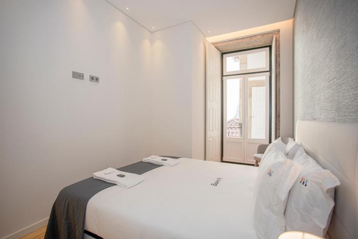 Liiiving in Porto-Mouzinho Residence Apartments