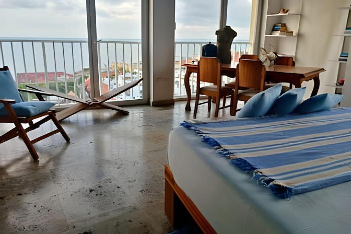 Amplio apartamento en Ciudad Amurallada, vista impresionante