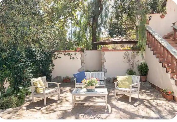 Porto Romano Guest House