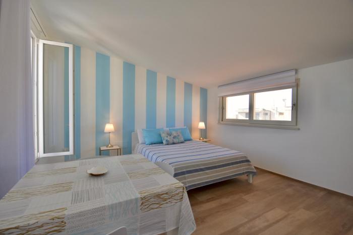 Blue Horizon - Housea