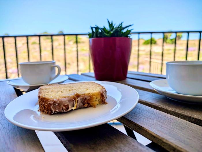 Sunset Haven Manikata - Walking distance to Golden Bay