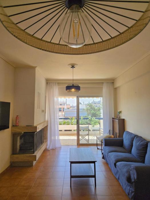 Spacious 3BR Apt with Large Balcony Near Metro & ACS