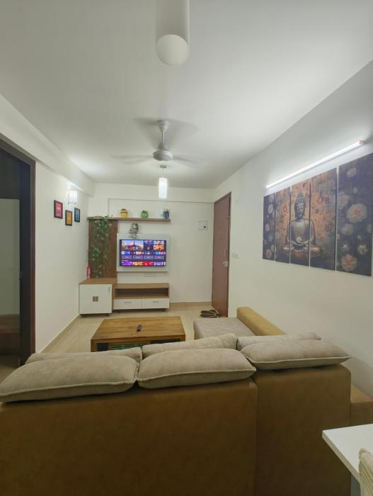 Ms Cozy Unwind - Lily