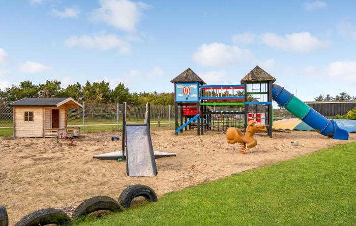 5 Bedroom Awesome Home In Vestervig