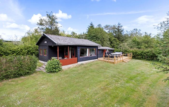 3 Bedroom Lovely Home In Sydals