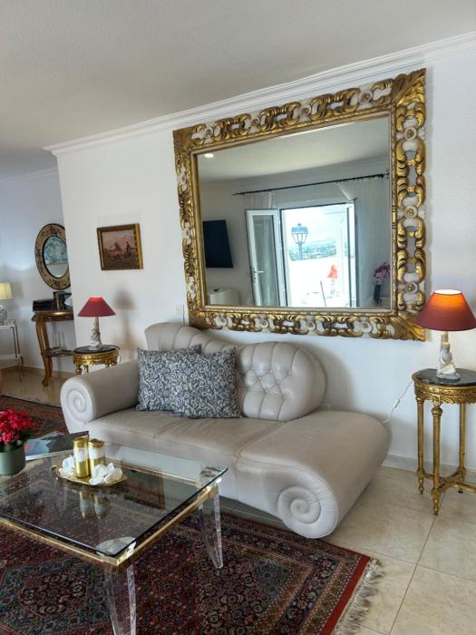 Schönes Apartment - ruhig - Aussenpool