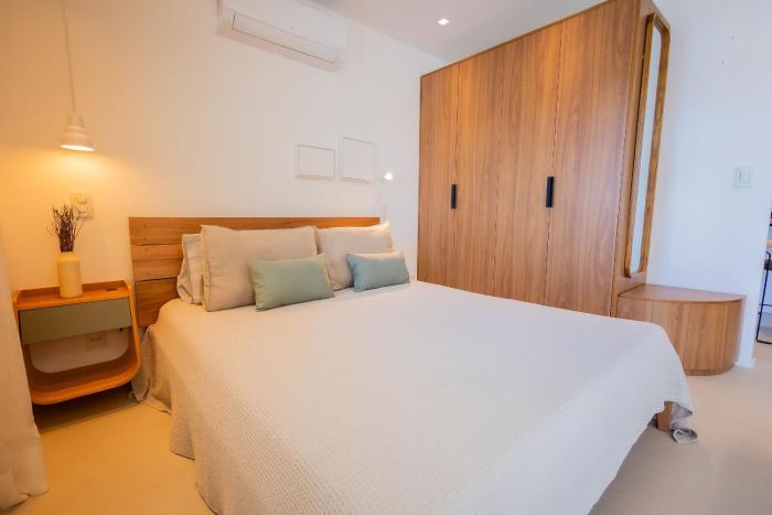 1106 - Estúdio novíssimo com estrutura e conforto