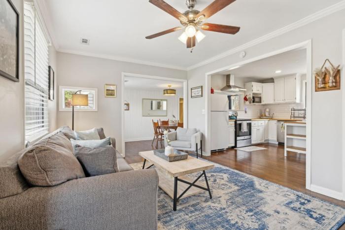 East Nashville Family Abode 30 or more Days by SkyRun Nashville