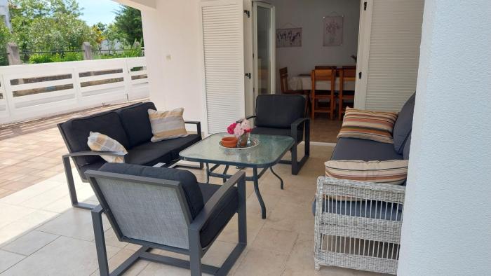 Privlaka Holiday House