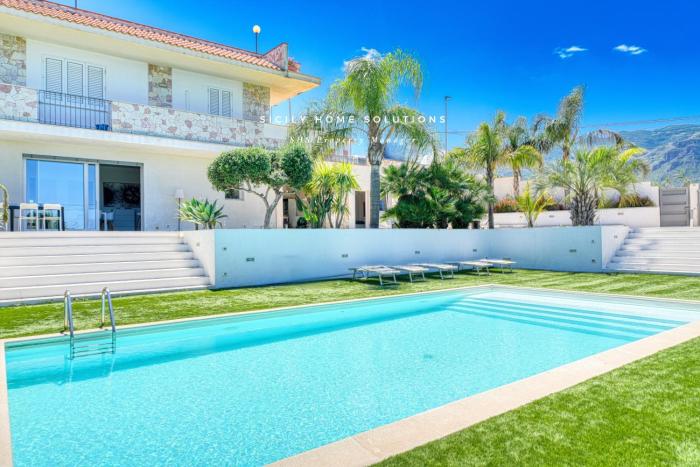 Oasi Elegante Piscina di Lusso - vista panoramica By Sicily Home Solutions