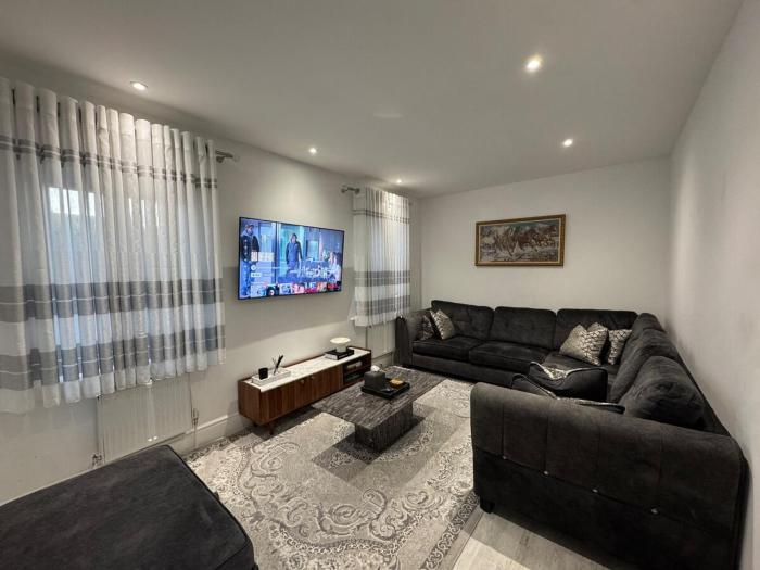 Luxury 4 Bedroom Bungalow