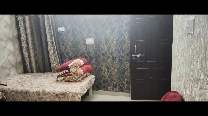 Vardaan Paying Guest House