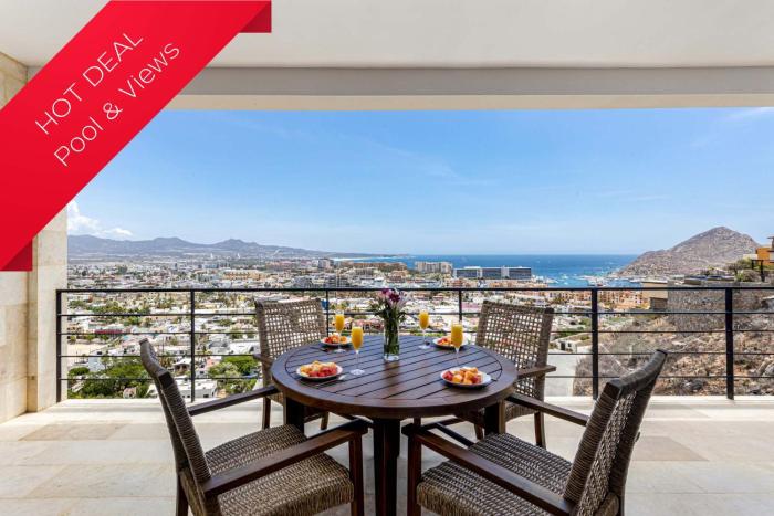 Stunning Ocean Views & Walk to Cabo Marina