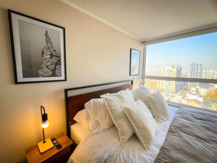 HOM I TOP1 Amplio y Luminoso Depto 1D1B en Nunoa