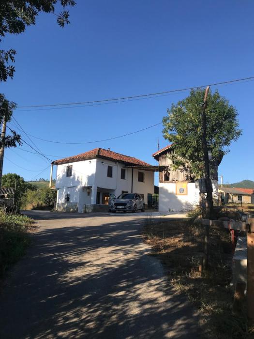 La Casica de María, Entorno Rural, Camino de Santiago