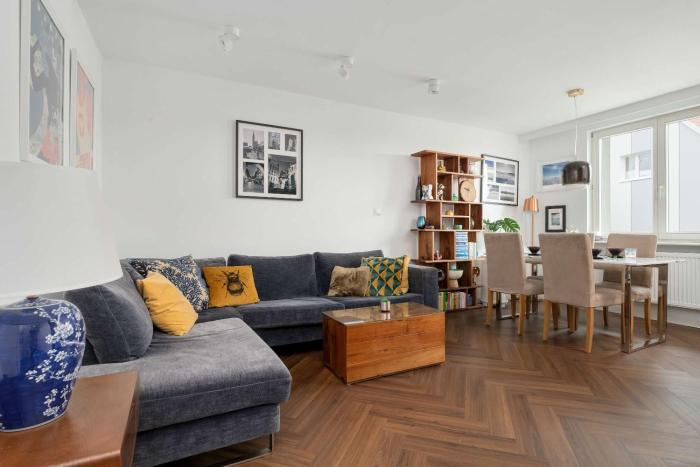 Stylish Apartment 400 m to the Beach, WiFi & Smart TV by Noclegi Renters