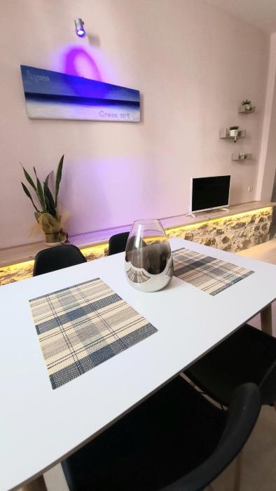 Adorable Downtown Home