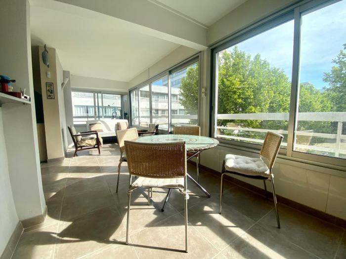 Charmant Appartement Rénové pour 5 Personnes – Résidence avec Piscine et Parking – La Grande Motte