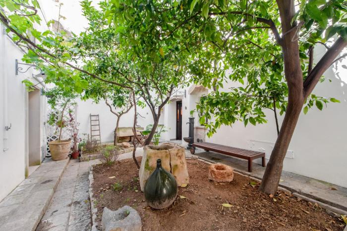 GuestHost - Palazzo Rolli La Stanza della Libreria