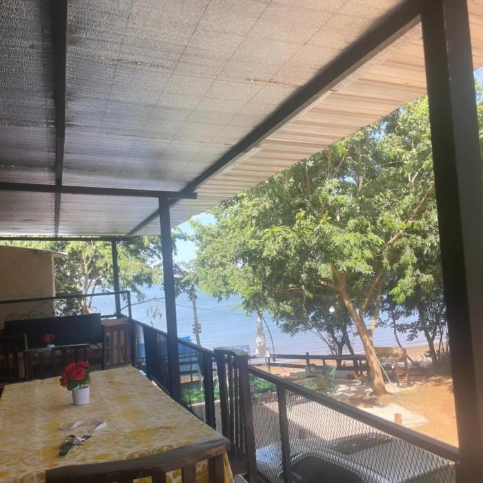 CABAÑA ROHAYHU- Frente al rio Paraná -Coratei-Ayolas Misiones-Paraguay