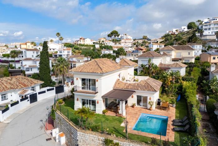 Villa with Private Pool Sea Views & Peaceful Surroundings in Mijas