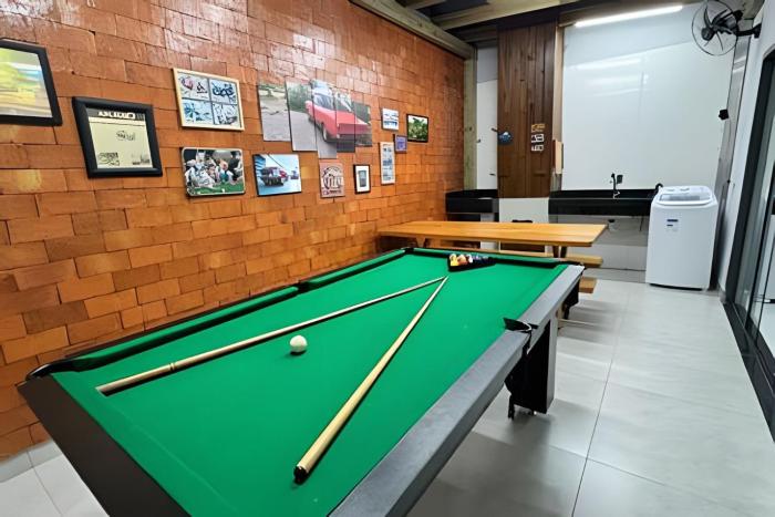 Casa com Mesa de Sinuca próximo Parque e Praia