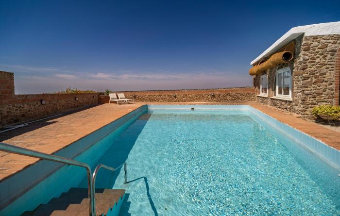 Stunning Home In Conil De La Frontera