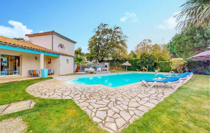 Villa pittoresque à Meschers-sur-Gironde, piscine privée