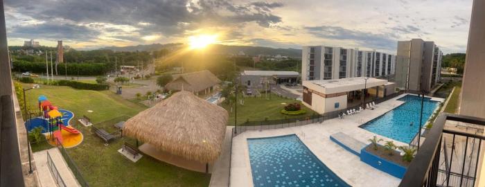 Apto hermoso y confortable