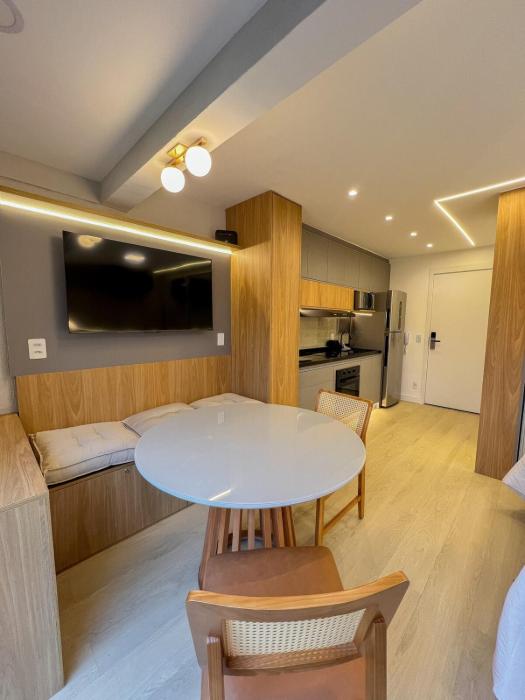 A 3 min do metrô! Studio completo e aconchegante