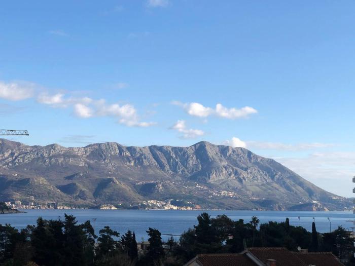 Celebrity Apartments