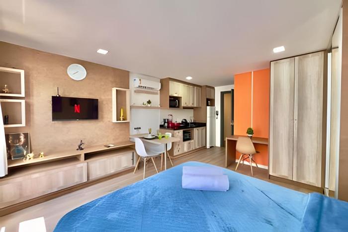 FANTASTiCO, c Ar Condicionado e Piscina