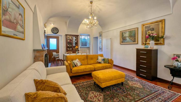 San Martino Suite - 2 bedrooms, 2 bathrooms, private garage