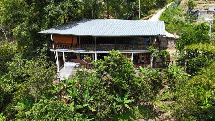 La Casa De Los Sueños Colombia Hostel Campestre de Bienestar meditación naturaleza