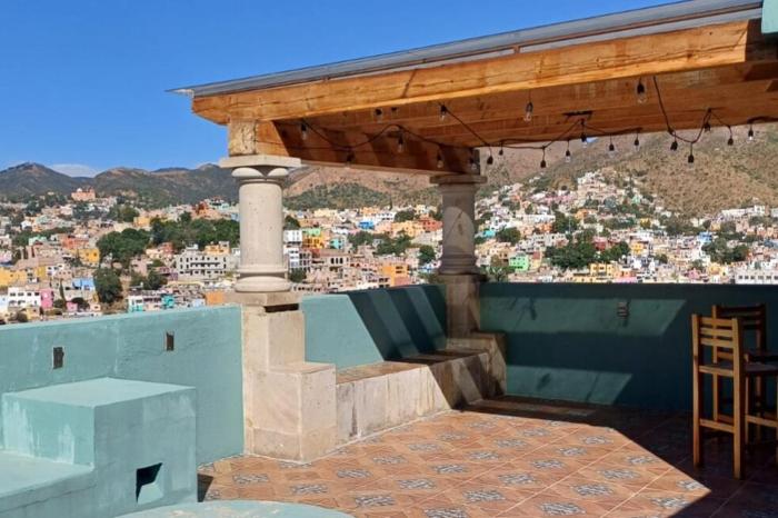 Casa 3 Catrinas, whole house, Centrally Located