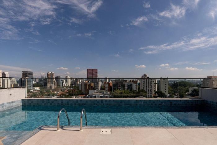 Studio Exclusivo na Vila Madalena — Localização Privilegiada a 1,2 km da Estação, na Prestigiada Rua Fradique Coutinho