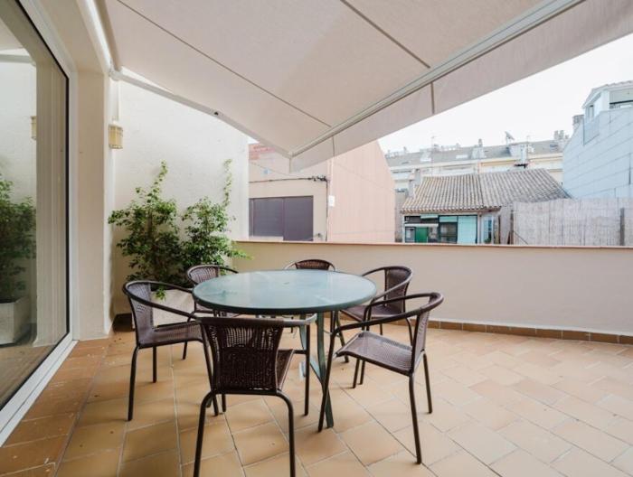 Large townhouse in St Cugat