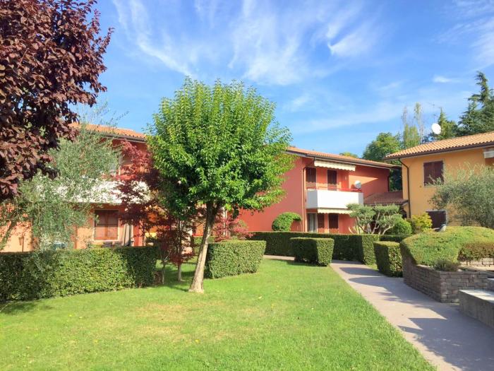Holiday Home Lazise near Lake Garda & Pool