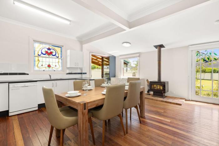 Campbells Cottage by Experience Jervis Bay