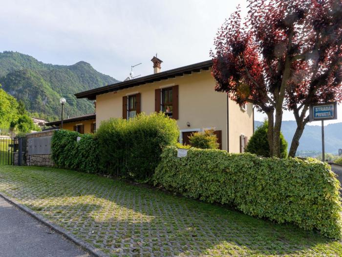 Holiday Home in Idro near Scenic Hills