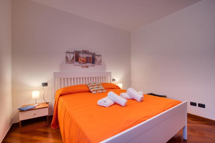 GuestHost - Casa Oranis, bilocale nuovo con balcone perfetto per famiglie