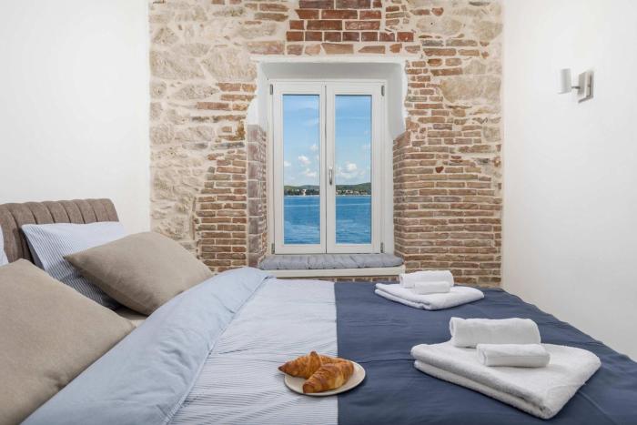 Blue Pearl Apartment