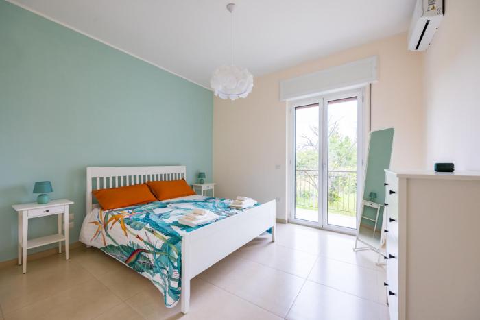 Domus Capodimonte flat by Napoliapartments