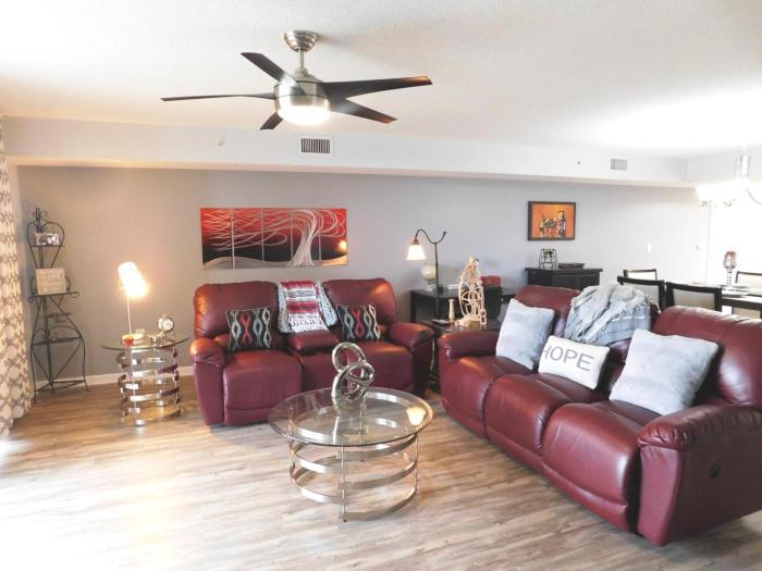 Yacht Club Villas #1-202