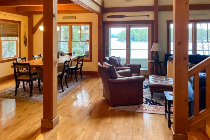 Splendor On The Lake