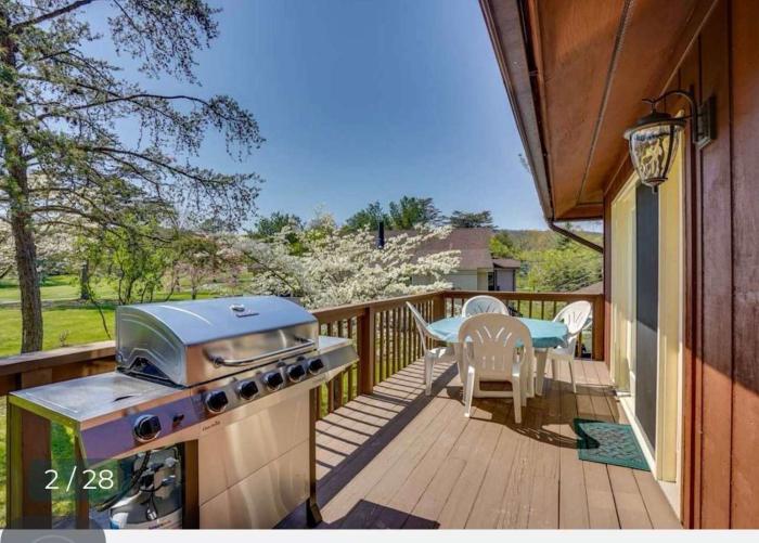 Golf Course Views w Fireplace & Resort Amenities