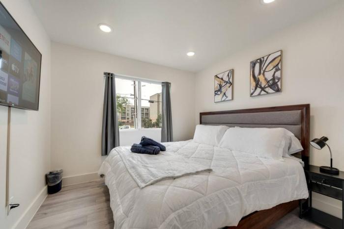 New! Modern Comfort 5 min from Downtown & Deep Ellum